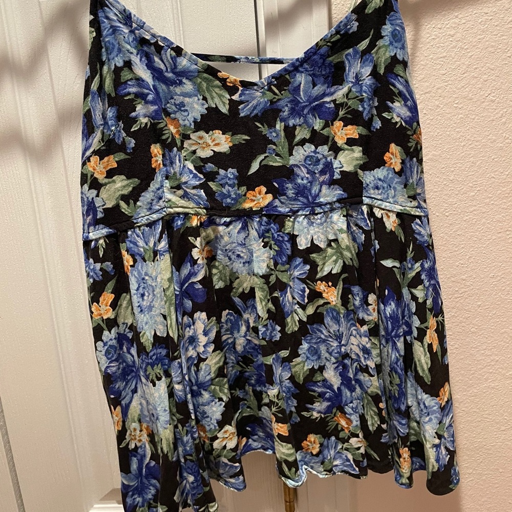 Forever21 backless floral blouse